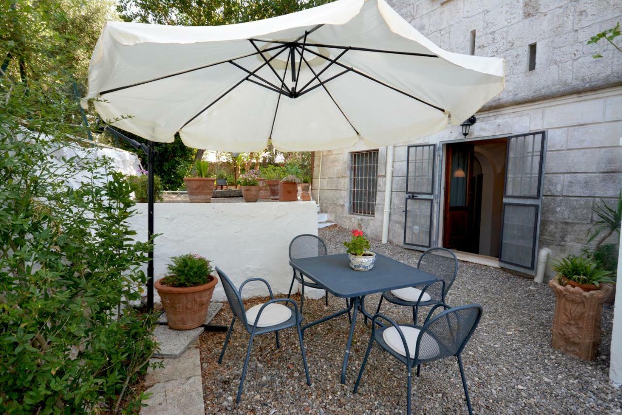 B&B La Rava E La Fava Ostuni Ngoại thất bức ảnh